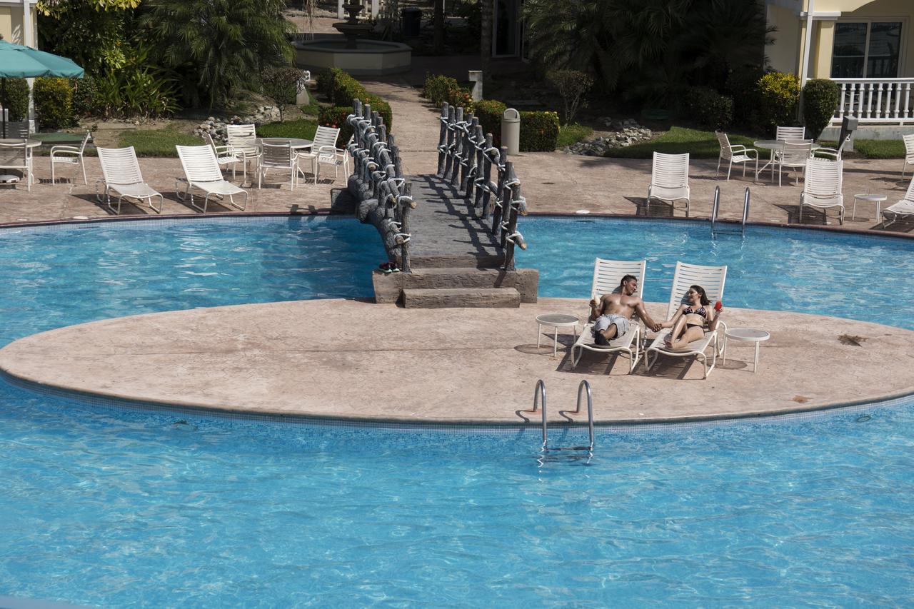 Telamar Resort Exteriör bild